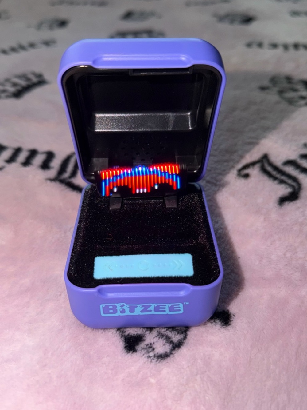 Bitzee - Picture 6 of 7